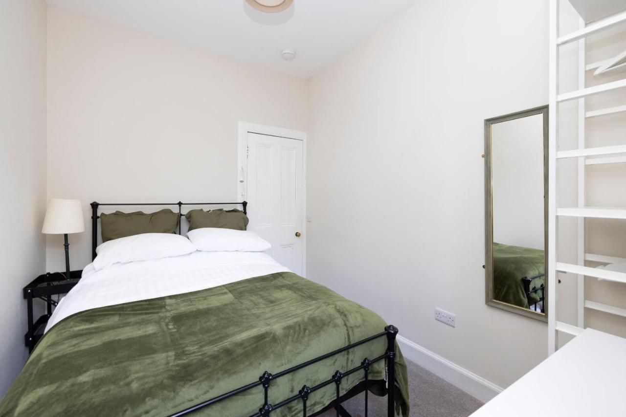 Edinburgh Holyrood Park Views Apartment Exterior photo