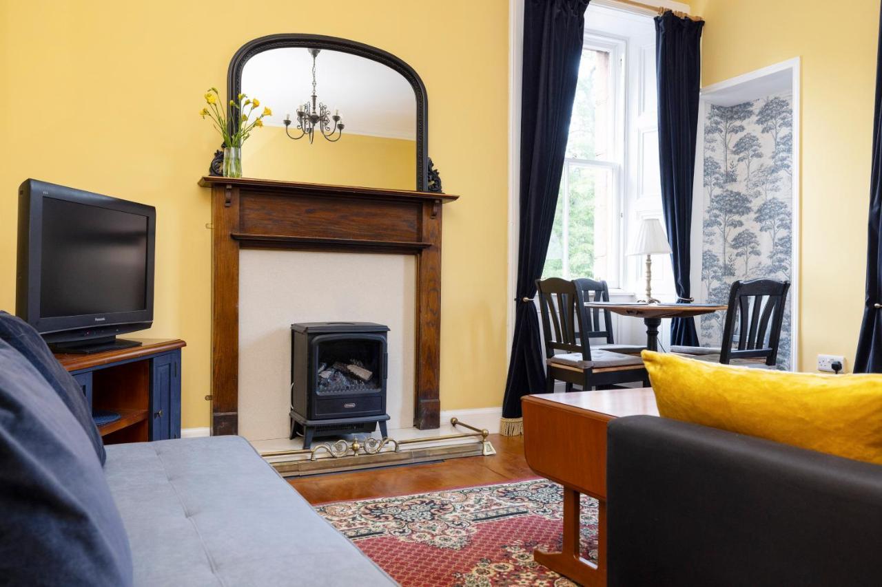 Edinburgh Holyrood Park Views Apartment Exterior photo
